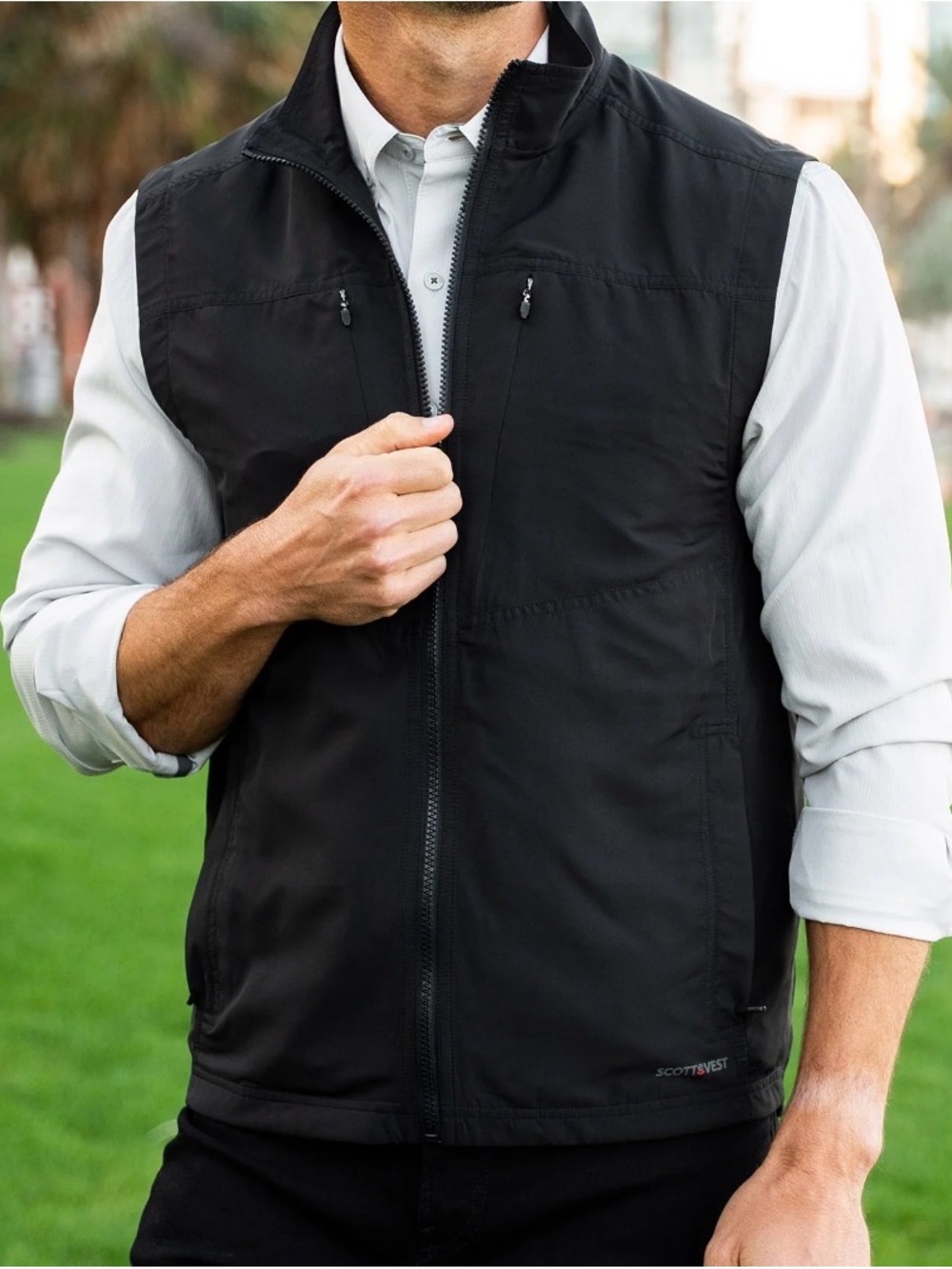 Scottevest Men's Black Travel-Friendly Zip Vest